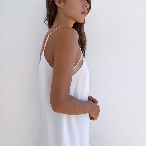 Babaton Aritzia XS Galen Camisole Adjustable Mesh Burgundy V-Neck Tank Top - Picture 8 of 9